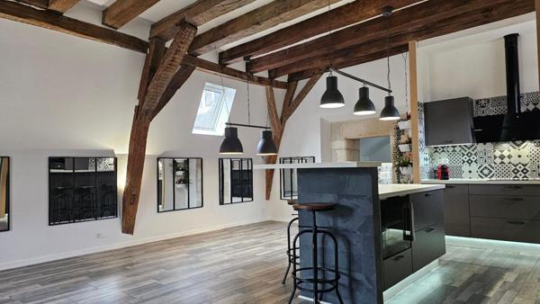 BOURGES CENTRE APPARTEMENT 111M² 4 CHAMBRES PARKINGS