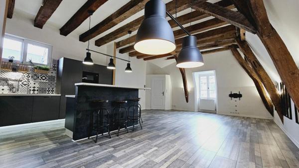 BOURGES CENTRE APPARTEMENT 111M² 4 CHAMBRES PARKINGS