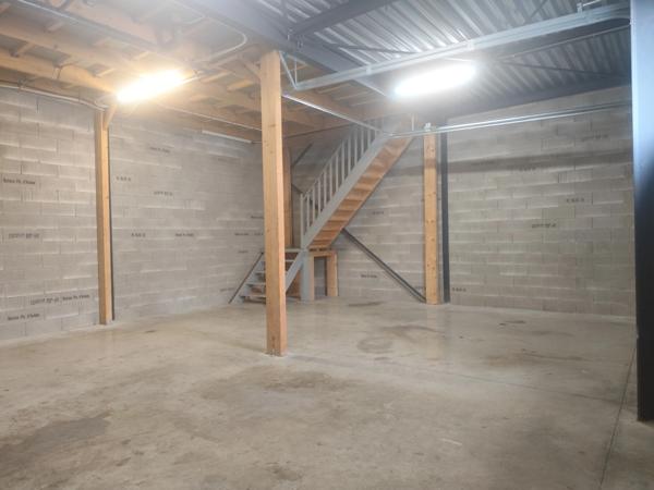 Opportunité rare : local avec bureaux & clim – Garosud Montpellier