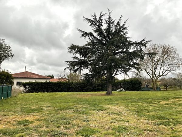 Terrain constructible 500m2  Eaunes