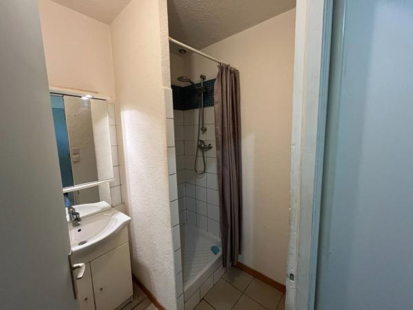 Appartement 3 pièce(s) de 67.5 m2 , petite copropriété en 1ère ceinture d'Avignon