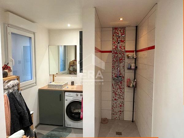 Maison DPE B esprit loft avec jardin et 3 places de parking