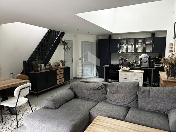 Maison DPE B esprit loft avec jardin et 3 places de parking