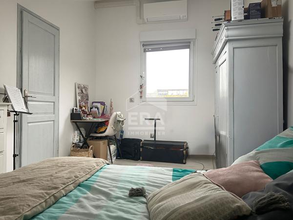 Maison DPE B esprit loft avec jardin et 3 places de parking