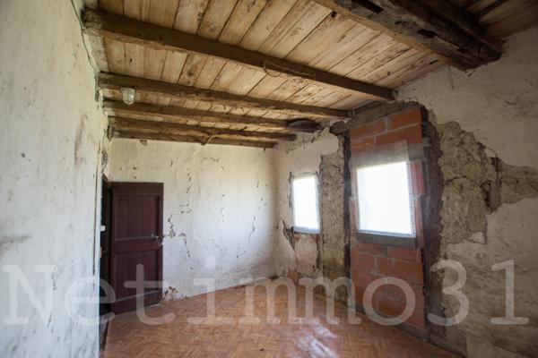 belle maison à colombages avec dépendances et grand terrain