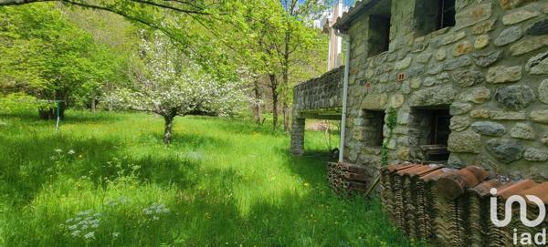 Maison à vendre 9 pièces 230 m² Mayres