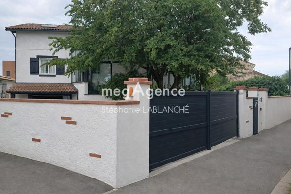 Maison à SEILH, 31840 - 5 pièces 210m²