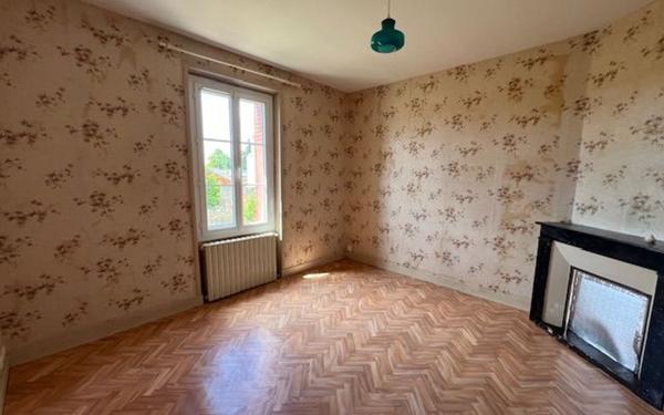 Maison à vendre    3 pièces •  Noyers-sur-Cher