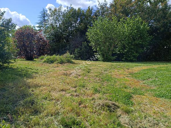 Terrain constructible à vendre à Vallet idéalement situé