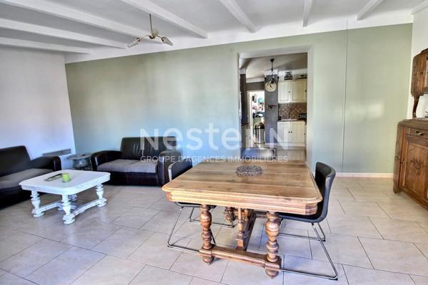 Marignane centre-Appartement 4 pièces d'une surface de 82m² avec terrasse.