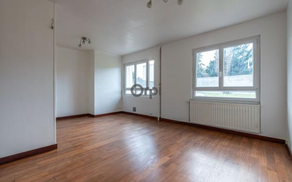 Appartement à vendre    1 pièce • 30,84 m2 Saint-Maur-des-Fossés
