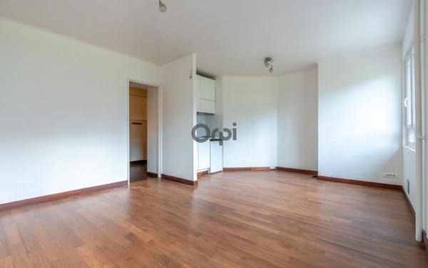 Appartement à vendre    1 pièce • 30,84 m2 Saint-Maur-des-Fossés