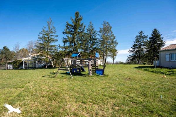 Maison à vendre |  Montlieu-la-Garde |  6 pièces | 161 m²