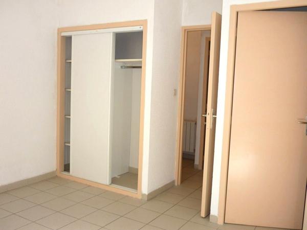 APPARTEMENT DE TYPE F3 TRIPLEX