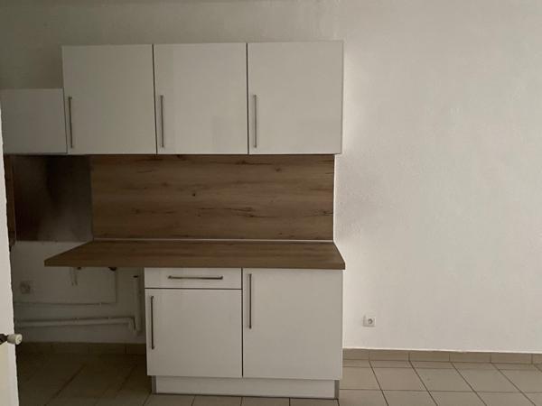 APPARTEMENT DE TYPE F3 TRIPLEX