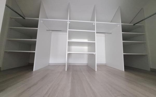 Maison à louer    5 pièces • 113 m2 Noisy-le-Grand