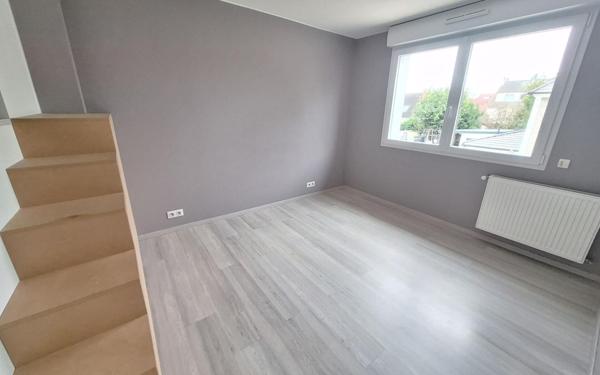 Maison à louer    5 pièces • 113 m2 Noisy-le-Grand