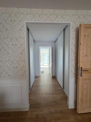 Maison à SAINT-JEAN-D'ANGELY, 17400 - 6 pièces 185m²