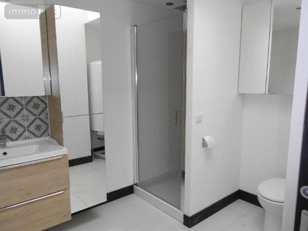 Appartement à louer à Estaires dans le Nord (59940), ref : DLOC490