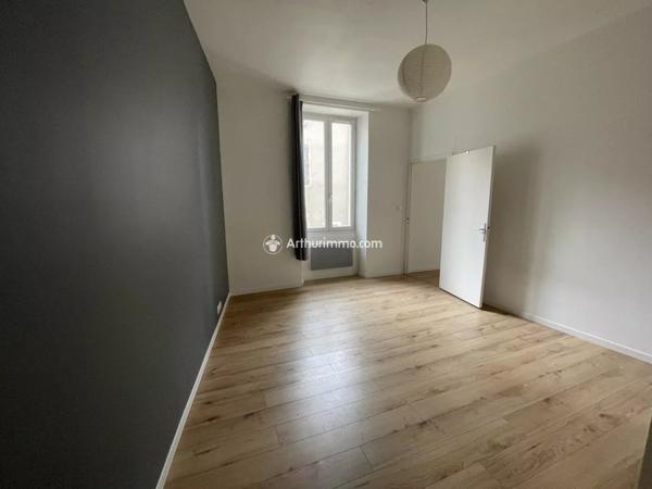 Location Appartement 2 pièces 41 m2 à Millau