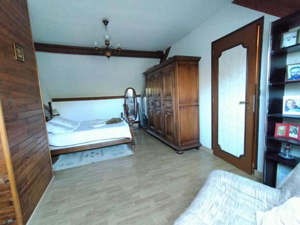 Charmante maison de 121 m², 6 pièces, garage et terrain de 585m² à LUCE 28110