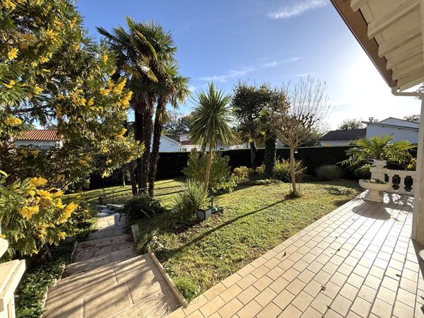 Maison à vendre à Royan - 5 chambres, 198 m²