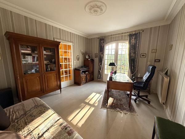 Maison à vendre à Royan - 5 chambres, 198 m²