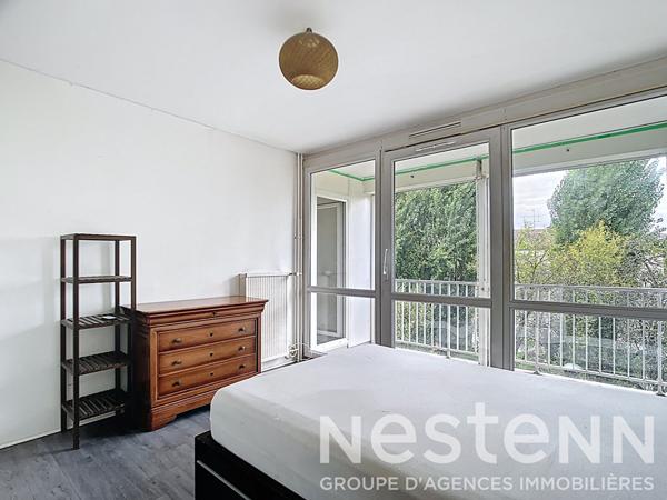 NEUVILLE SUR SAONE - APPARTEMENT T3 - 2 CHAMBRES - LOGGIA - EMPLACEMENT IDEAL