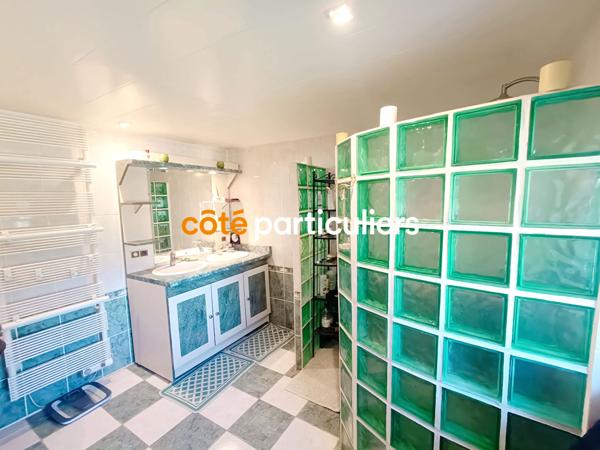 Vente Maison180 m² - 7 Pièces - BEAUMONT LA RONCE (37360)