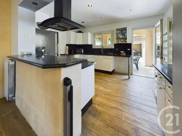 Maison à vendre  6 pièces - 162 m 2   VILLENAVE D ORNON  - 33