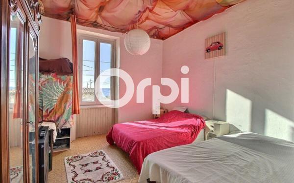 Appartement à vendre    3 pièces • 58 m2 Marseille 8