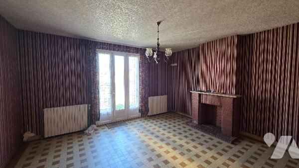 Pavillon 4 pièces (3 chambres), balcon, jardin clos avec dépendances