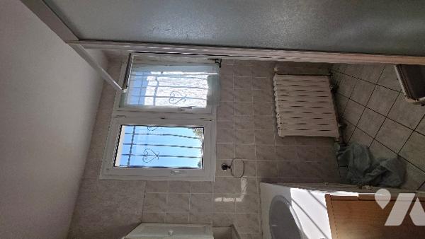 Pavillon 4 pièces (3 chambres), balcon, jardin clos avec dépendances