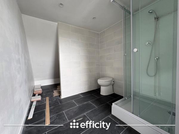 Maison
         8 pièces
        - 197 m² Bien prestige 679 250 € *