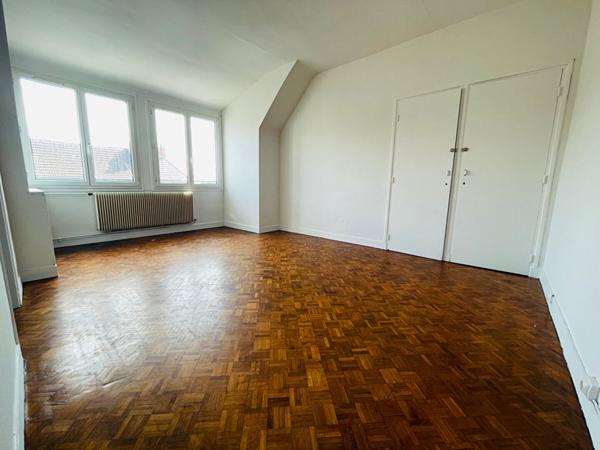 APPARTEMENT F3 LOUÉ - 76500