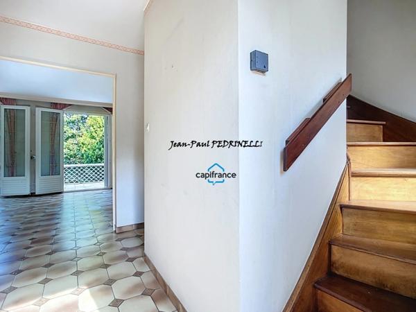 St Genis Laval résidentiel – Villa familiale 146 m² grand terrain arboré de 670 m² – 4 chambres – Grand garage – À 15 min de Lyon