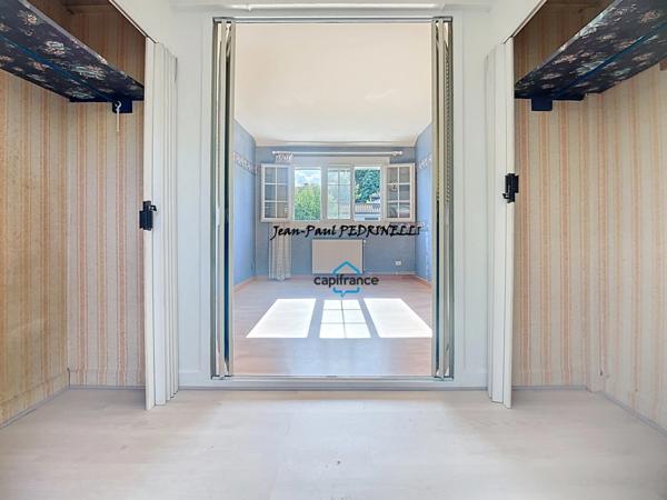 St Genis Laval résidentiel – Villa familiale 146 m² grand terrain arboré de 670 m² – 4 chambres – Grand garage – À 15 min de Lyon