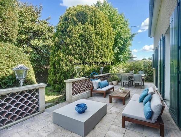 St Genis Laval résidentiel – Villa familiale 146 m² grand terrain arboré de 670 m² – 4 chambres – Grand garage – À 15 min de Lyon