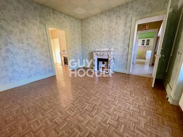 Maison centre ville de Vesoul 8 pièce(s) 136 m2