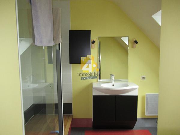 Maison - 6 pièces - 147 m²