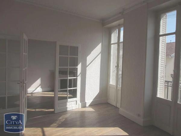 Appartement à louer 4 pièces 67.68m² Nancy (54000)