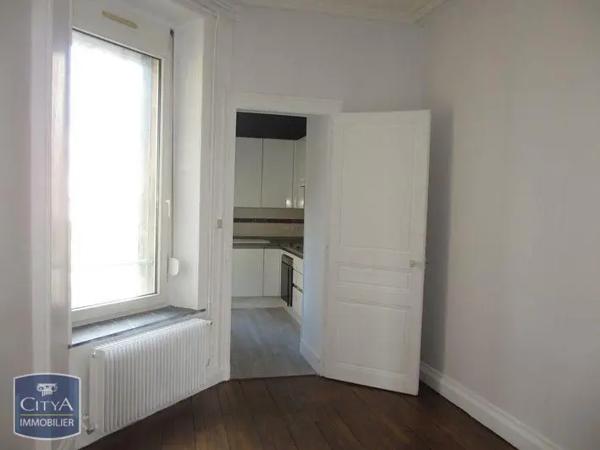 Appartement à louer 4 pièces 67.68m² Nancy (54000)