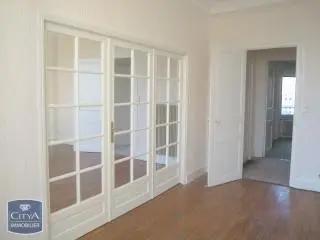 Appartement à louer 4 pièces 67.68m² Nancy (54000)