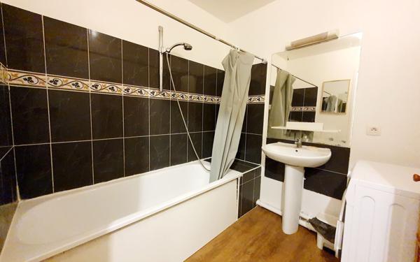 Appartement à vendre    3 pièces • 66,35 m2 Bobigny