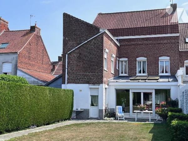 Uniquement chez votre notaire !!
HAZEBROUCK centre ville / A deux pas de la gare et de la gran...