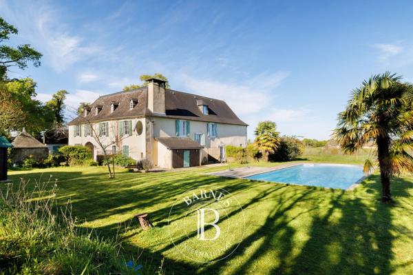 Navarrenx, Ferme 6 Chambres -  346 m² à vendre