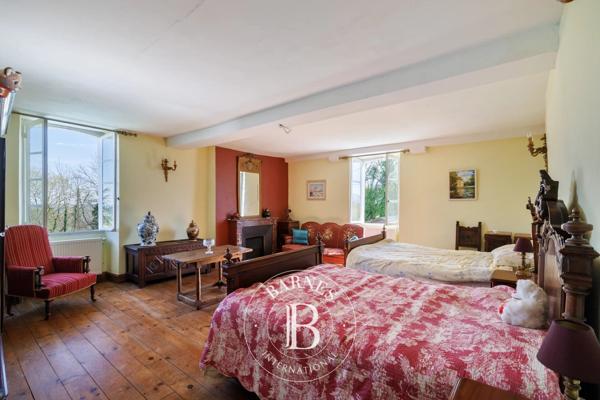 Navarrenx, Ferme 6 Chambres -  346 m² à vendre