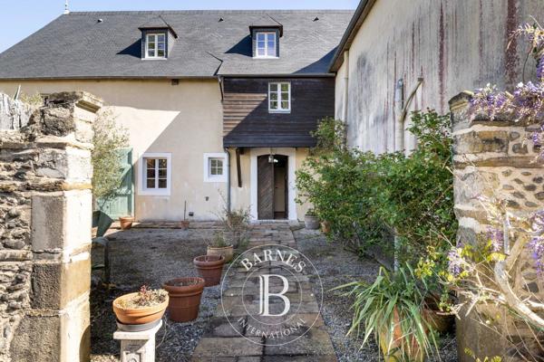 Navarrenx, Ferme 6 Chambres -  346 m² à vendre