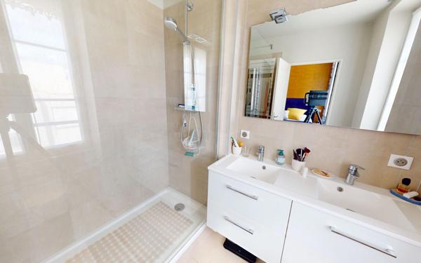 Appartement à vendre    3 pièces • 85,80 m2 Lyon 7