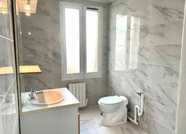 Maison à louer    3 pièces •  Morcenx